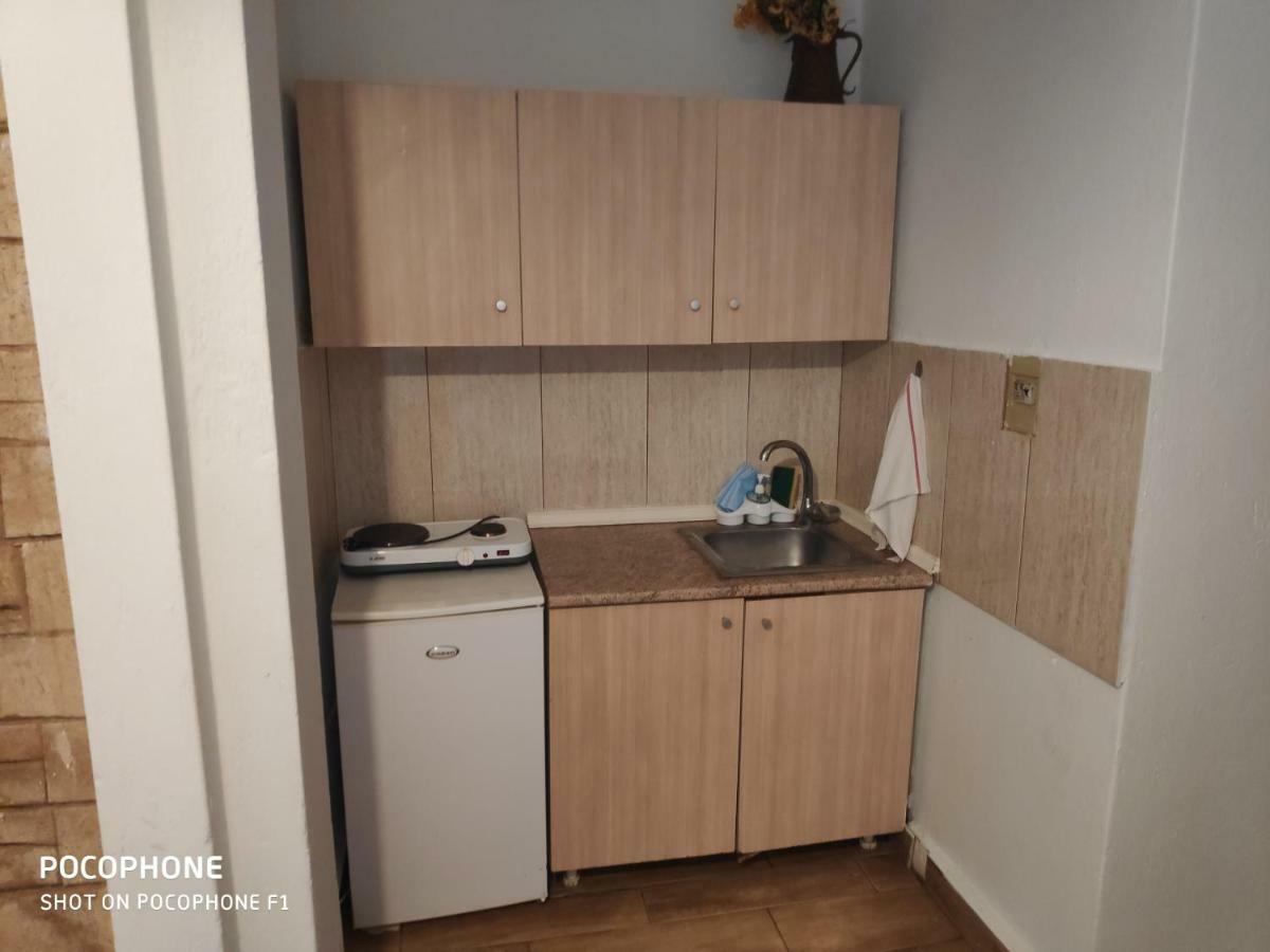 Bambola Apartments Nea Moudania Esterno foto